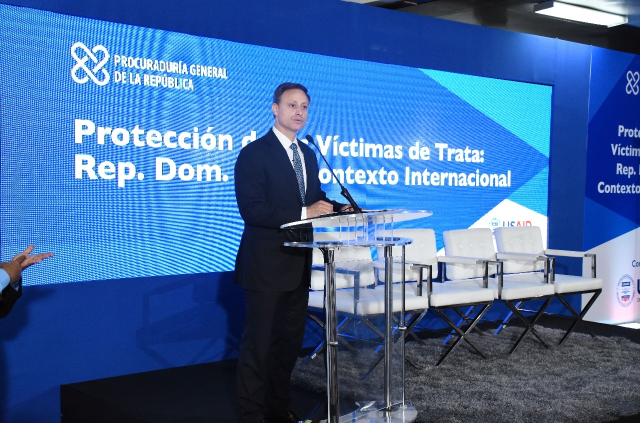 Procuraduría y USAID trazan estrategias conjuntas para ofrecer mayor protección a las víctimas de trata personas