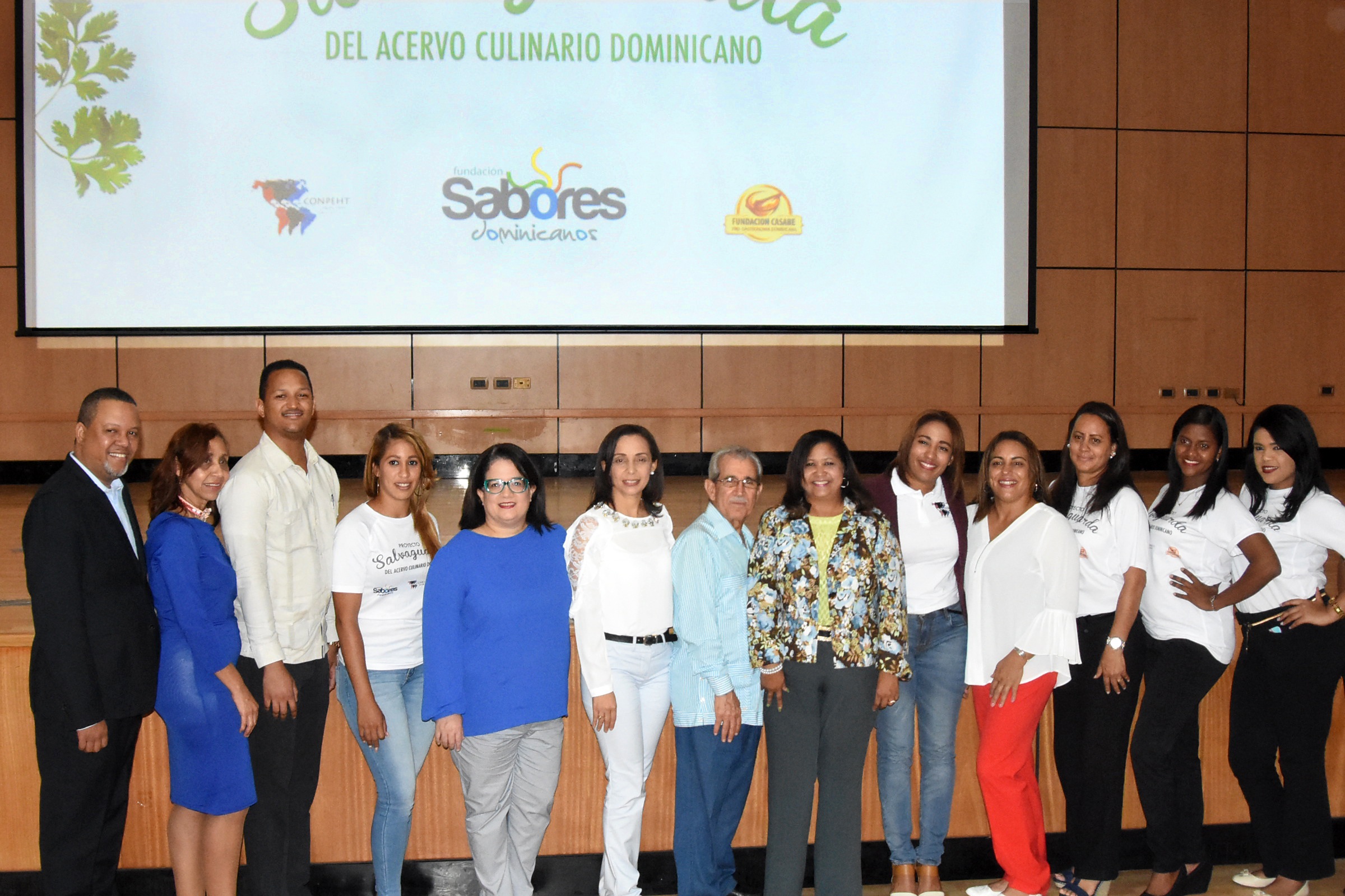 Presentan proyecto para salvaguardar arte culinario dominicano