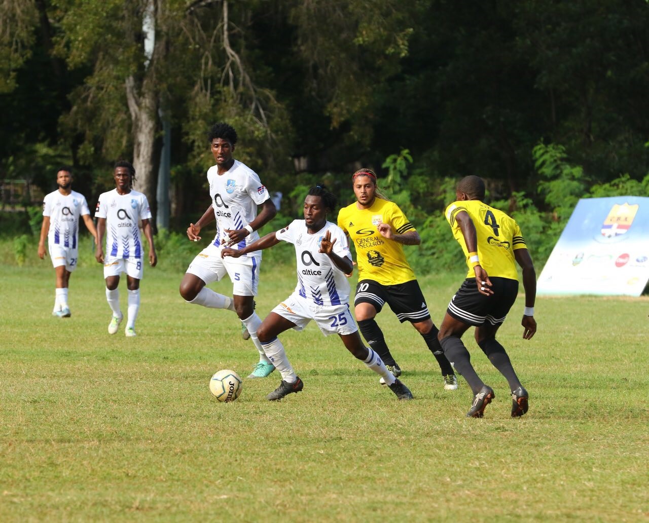 Atlántico FC saca un triunfo ante Barcelona Atlético, pero no clasifica
