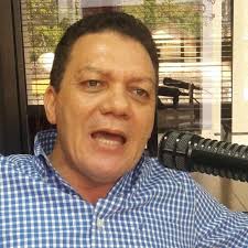 Ripoll elogia proyecto Escuela Segura lanzado por el ministro Andrés Navarro