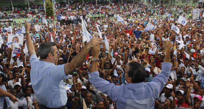 Oposición dispersa tema corrupción como parte de una adelantada campaña