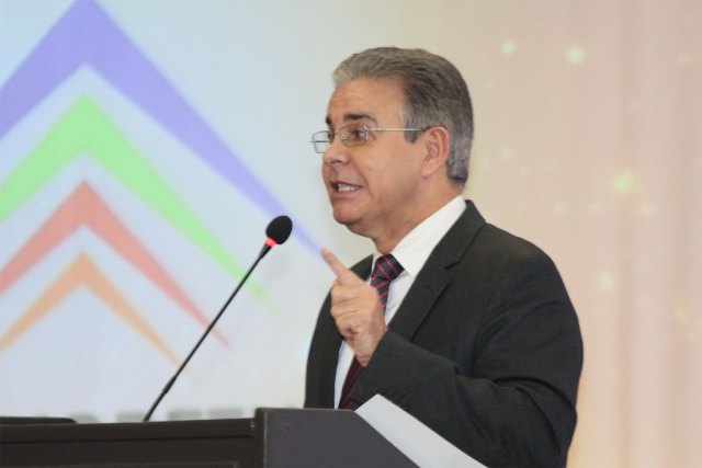 Presidente de Adompretur llama a periodistas turísticos a contribuir con autoridades para que turistas se sientan bien