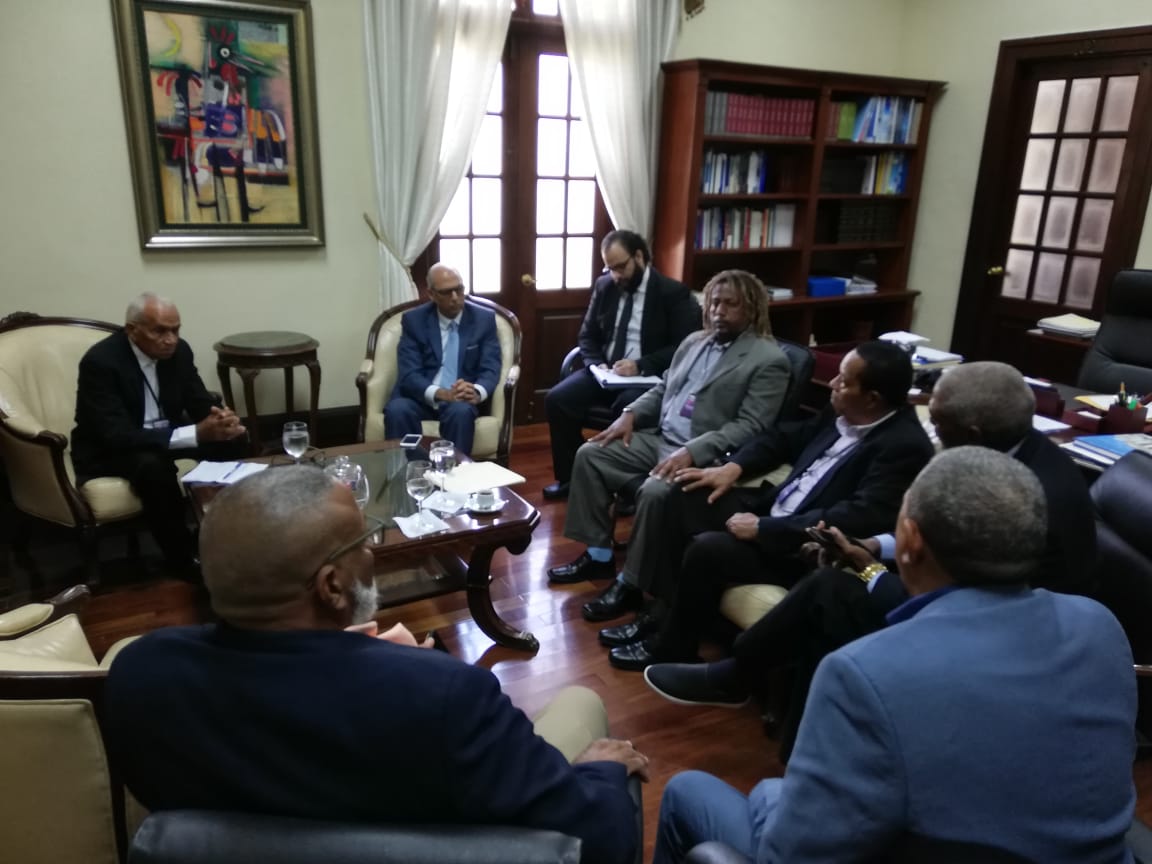 Senador José Paliza gestionó reunión entre Poder Ejecutivo y Bloque Portuario de Puerto Plata