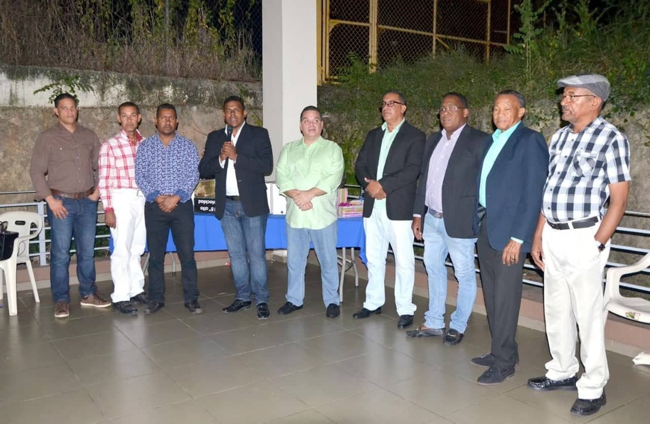 ACDPOP celebra compartir navideño