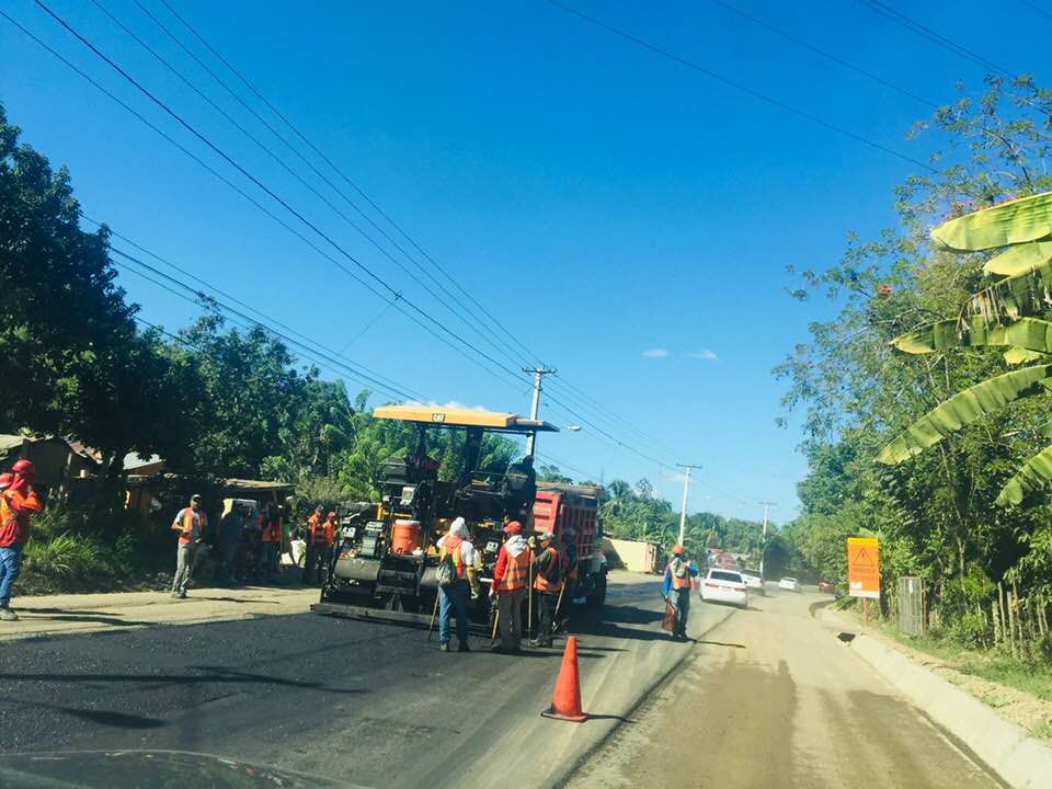 Inician en Altamira asfaltado de la carretera Puerto Plata-Navarrete