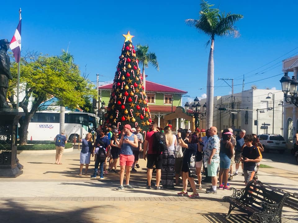 Unos nueve mil cruceristas y tripulantes arriban a Puerto Plata por terminal Amber Cove de Maimón