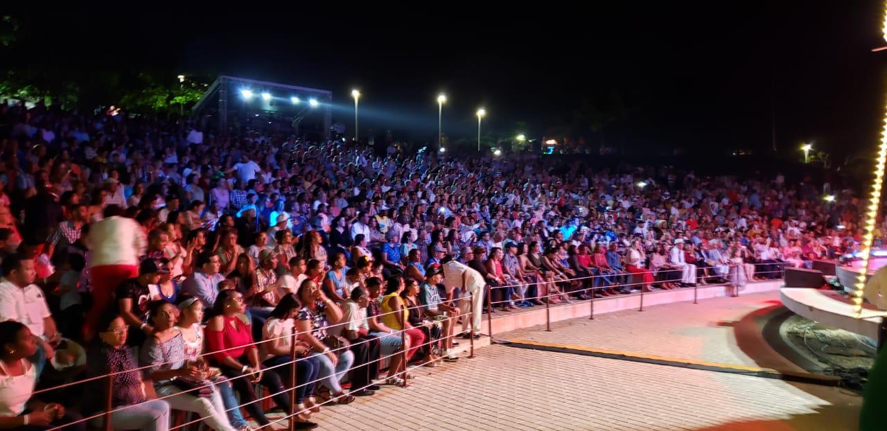 Rotundo éxito concitó en Puerto Plata espectáculo artístico “Gala de Navidad”