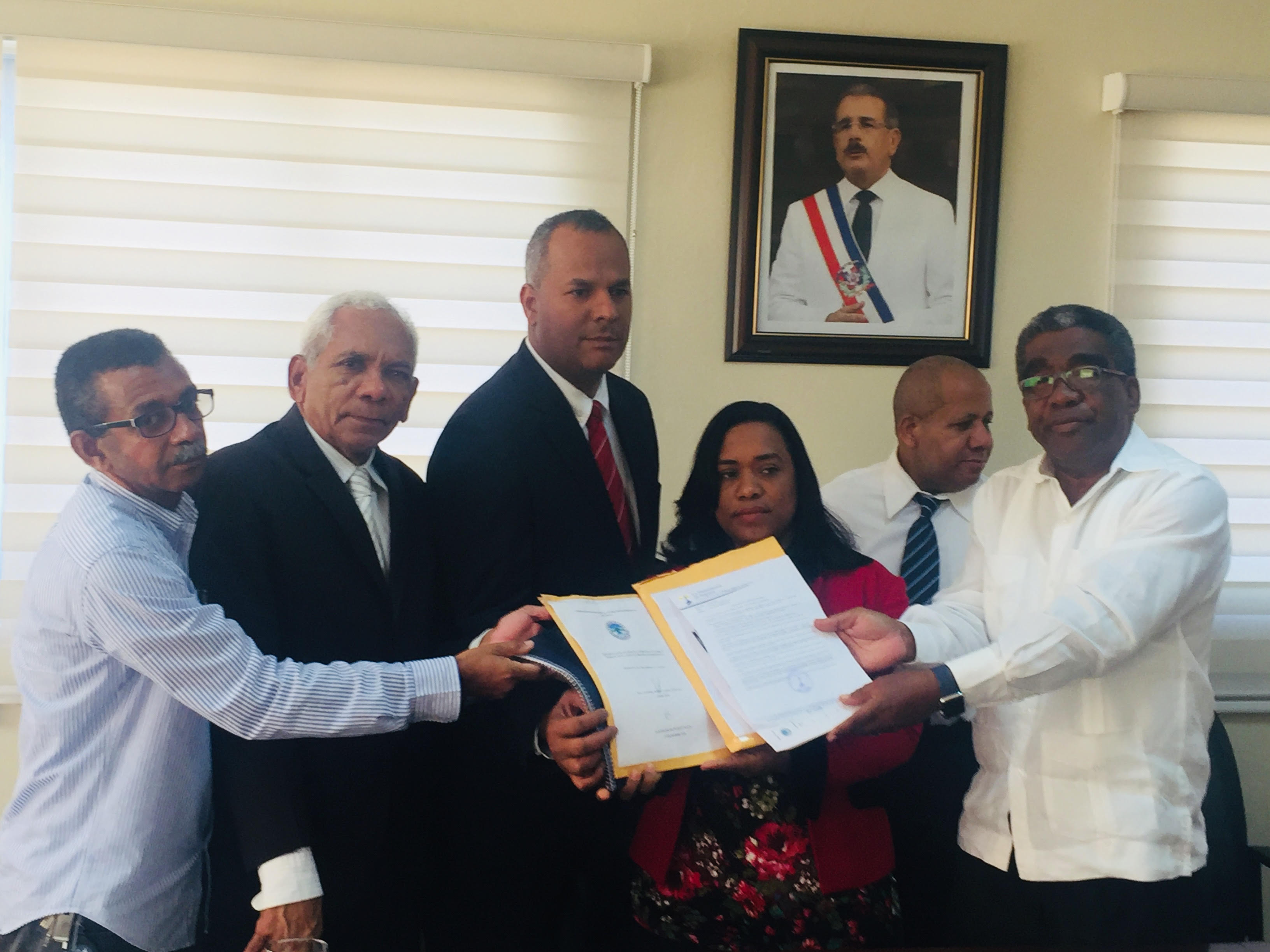 Coraapplata realiza proceso de comparación de precios para rehabilitar acueducto Candelón, La Culebra, Barrancón y El Castillo