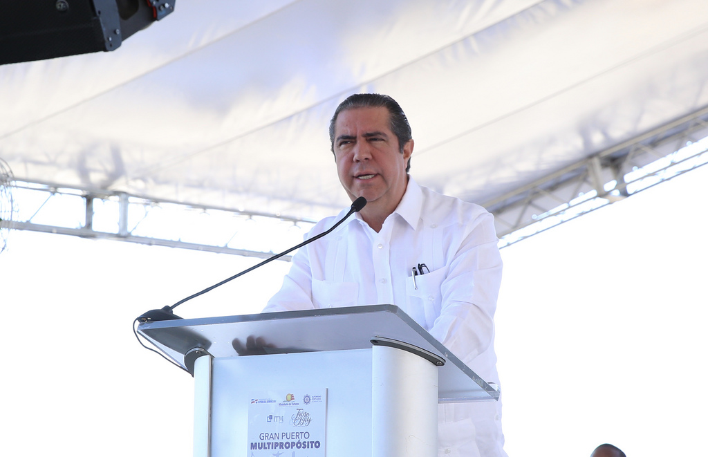 Ministro de Turismo afirma construcción de nueva terminal Taino Bay convertirá a Puerto Plata en una nueva potencia cruceristica en el Caribe