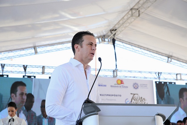 Walter Musa proclama Puerto Plata quiere a Danilo Medina porque su futuro está en sus manos