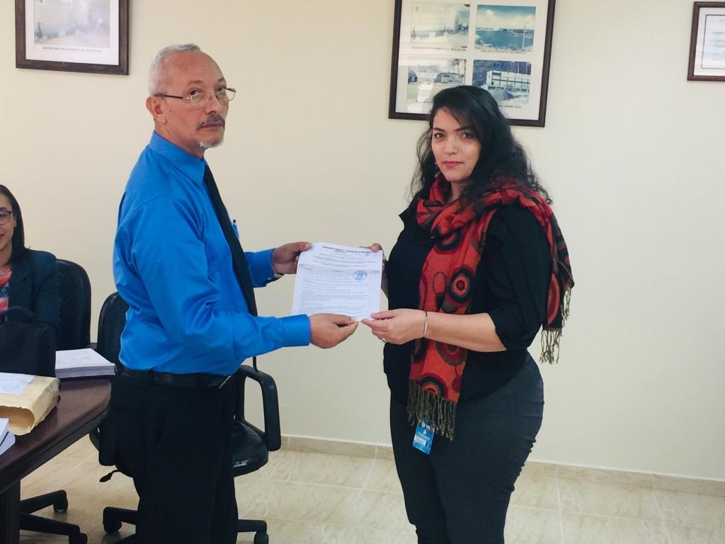 Comité de Compras y Contrataciones de CORAAPPLATA realiza comparación de precios para compra de combustible