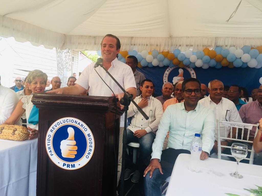 José Ignacio Paliza y Carolina Mejía inauguran local numero 15 del PRM en Puerto Plata
