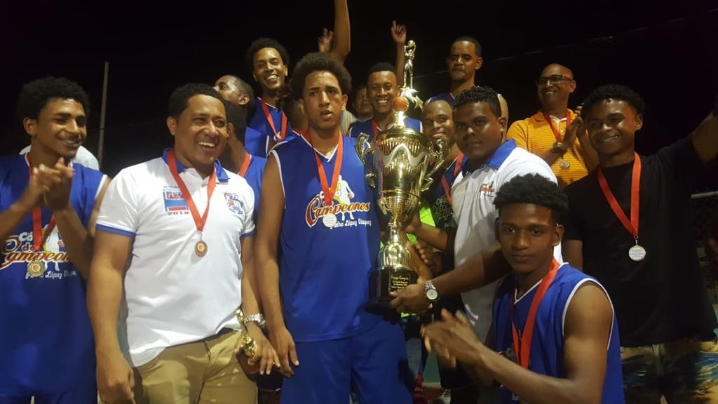 Gregorio Luperón se proclama campeón del Basket de Campeones Pedro López Vásquez