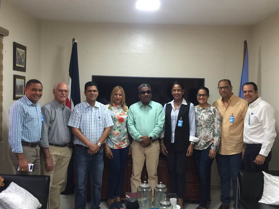 Muñoz solicita a CORAAPPLATA sistema sanitario, rehabilitación de acueducto y eliminación de averías