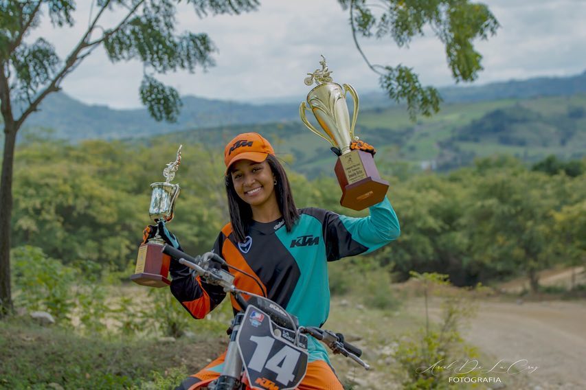 Brito representará a la RD en motocross