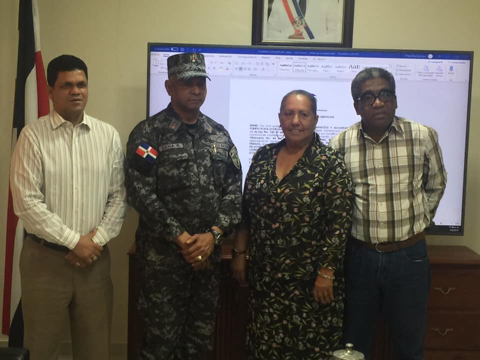 Director Regional Norte de la Policía Nacional realiza visita de cortesía Director General de CORAAPPLATA