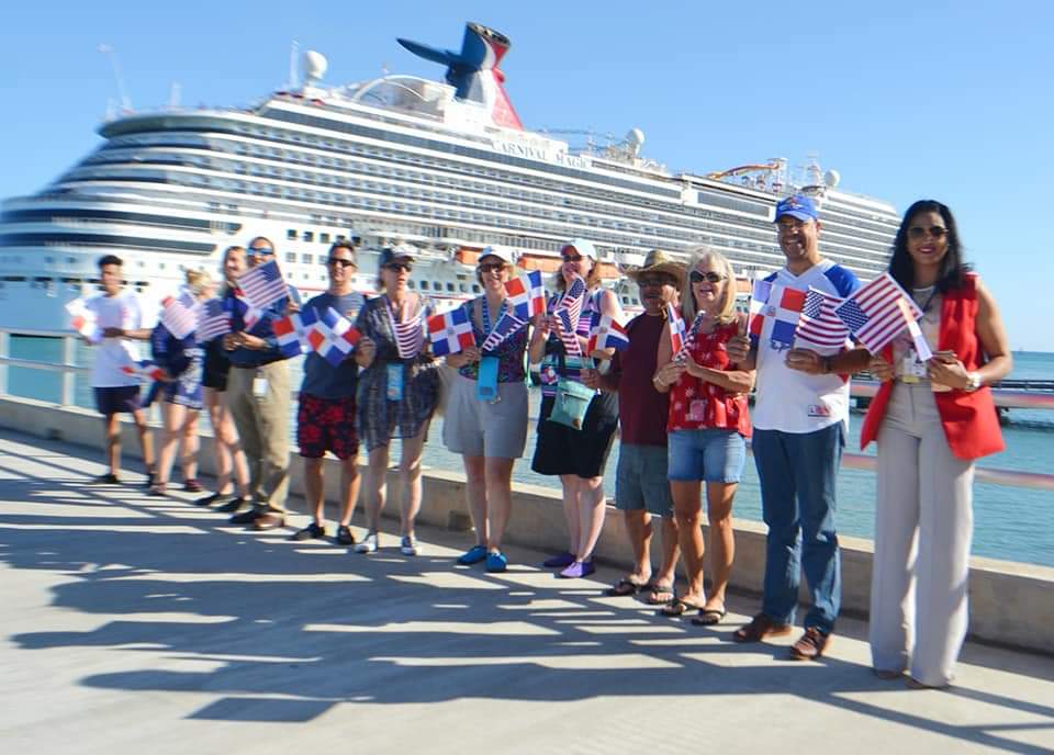 Miles de estadounidenses celebraran Independencia EE.UU a su llegada a Puerto Plata por Puerto Amber Cove