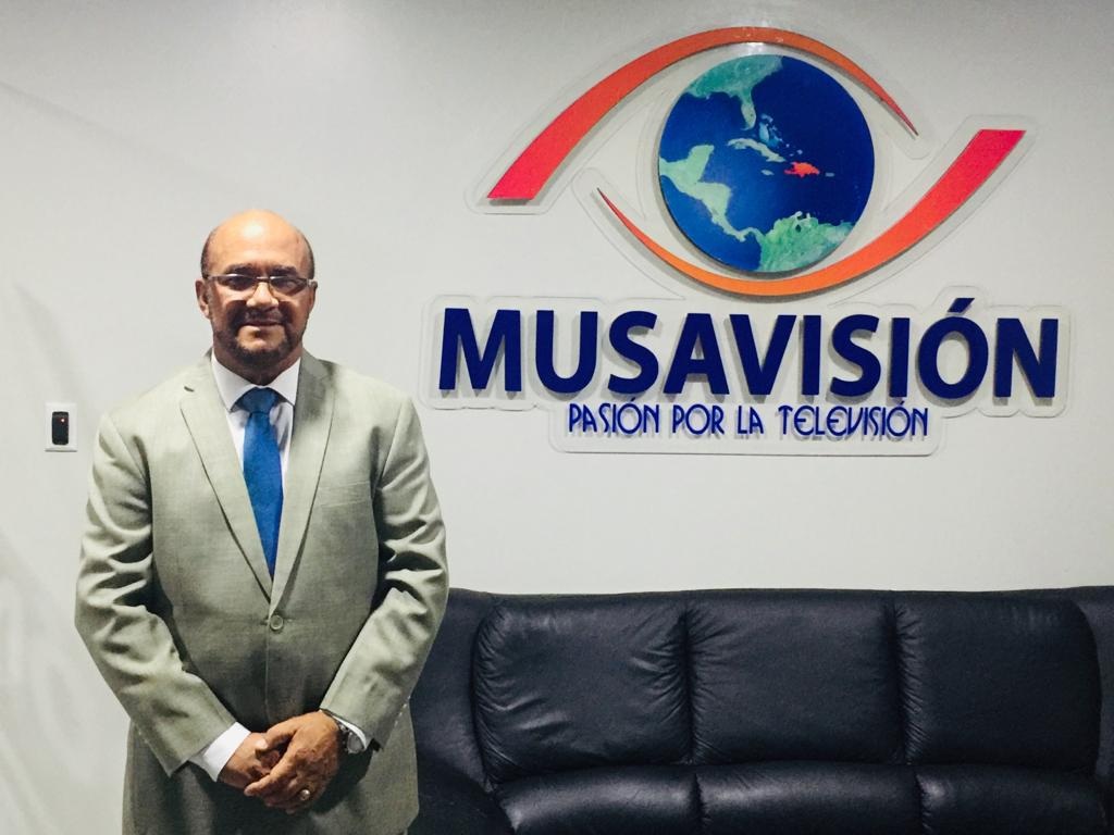 Juan Ramón Tavarez exhorta a Leonel a imitar a Danilo para dar paso a las sangre nueva en el PLD