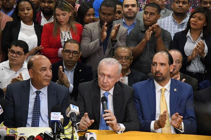 Leonelistas dicen no es tiempo de reforma constitucional porque estamos “en medio de proceso electoral”