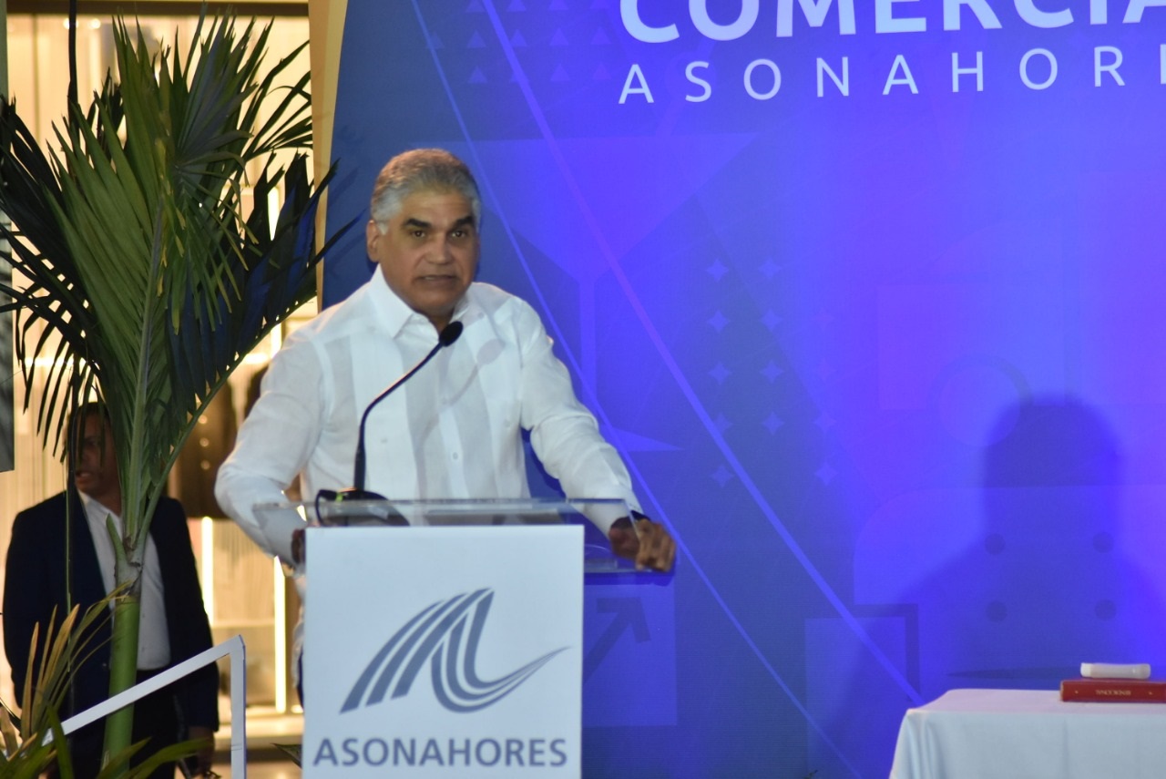 Respaldo del presidente Danilo Medina garantiza crecimiento del sector turístico