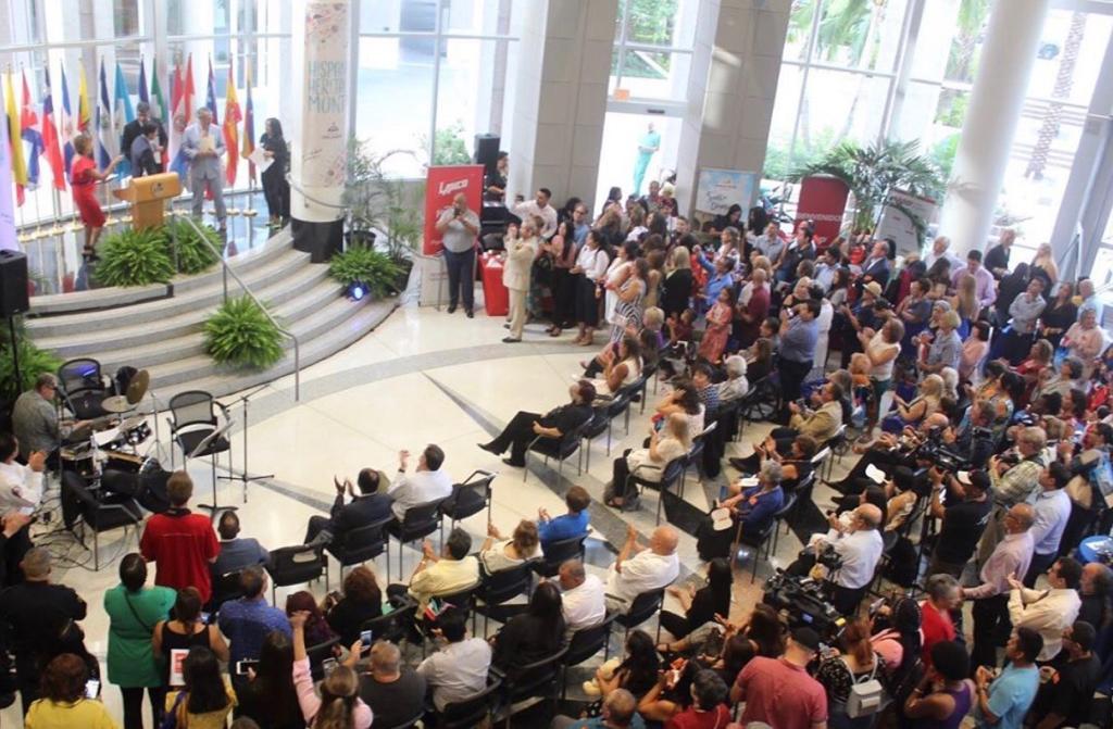 MITUR se une a la alcaldía de la ciudad de Orlando FL para celebrar el Mes de la Hispanidad