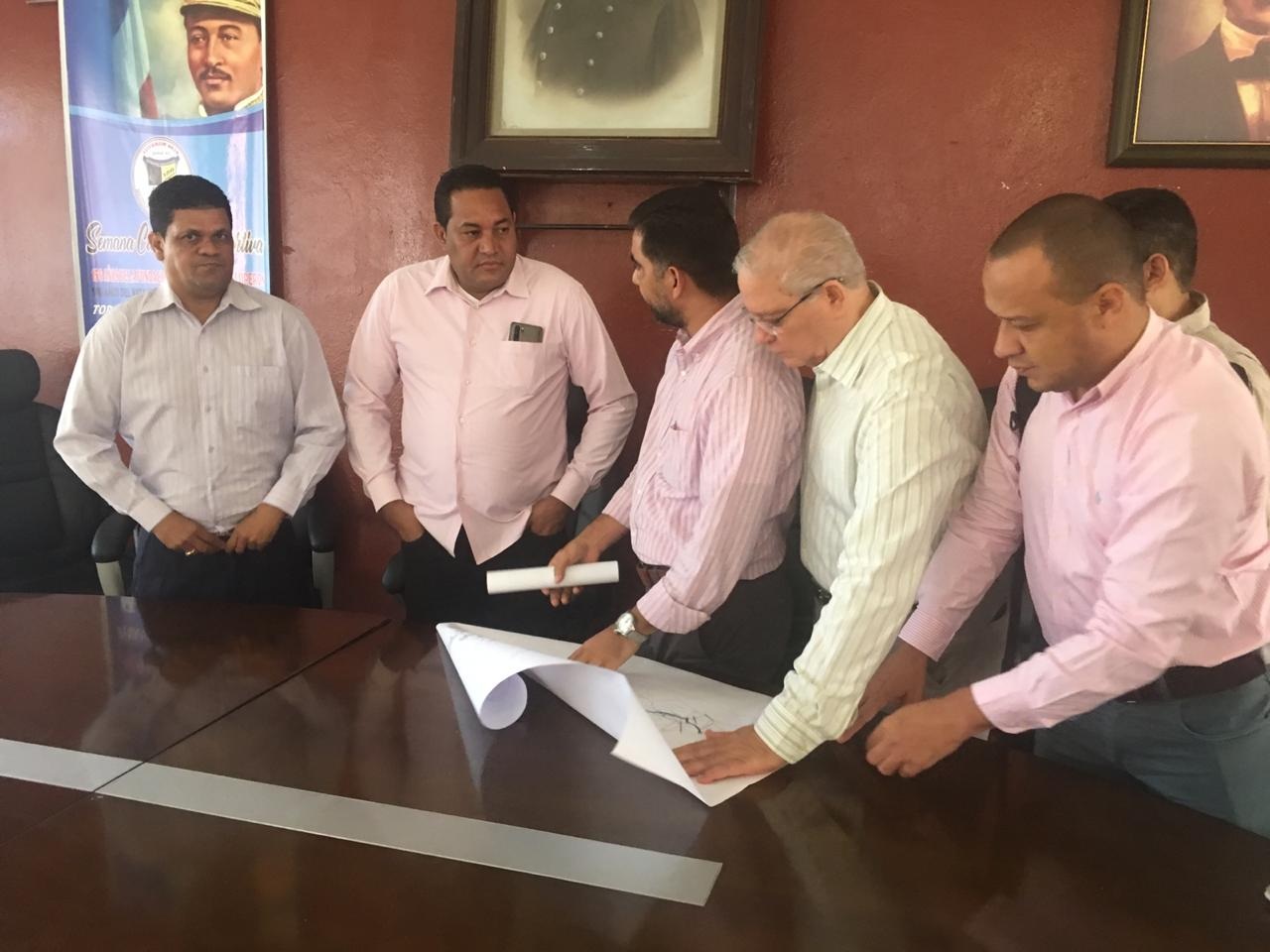 CORAAPPLATA sostiene encuentro con autoridades y comunitarios del municipio de Luperón