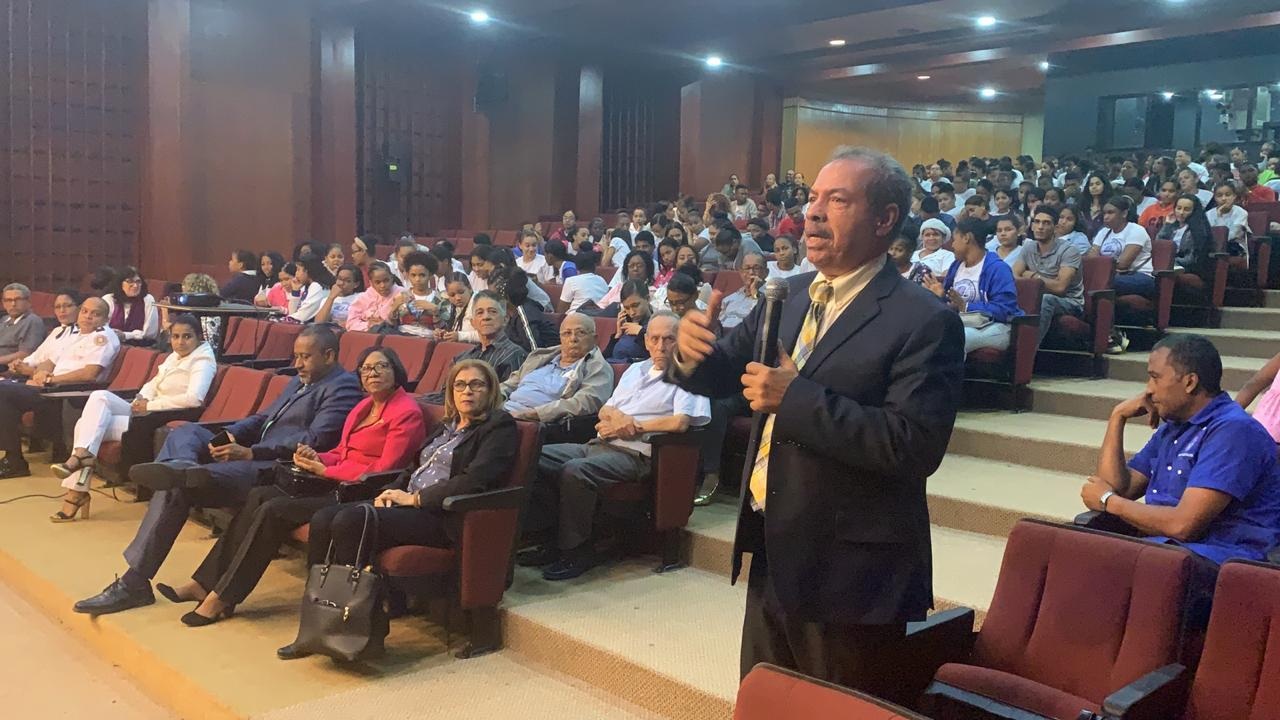 Presentan documental en Puerto Plata Gregorio Urbano Gilbert, Héroe de Dos Pueblos