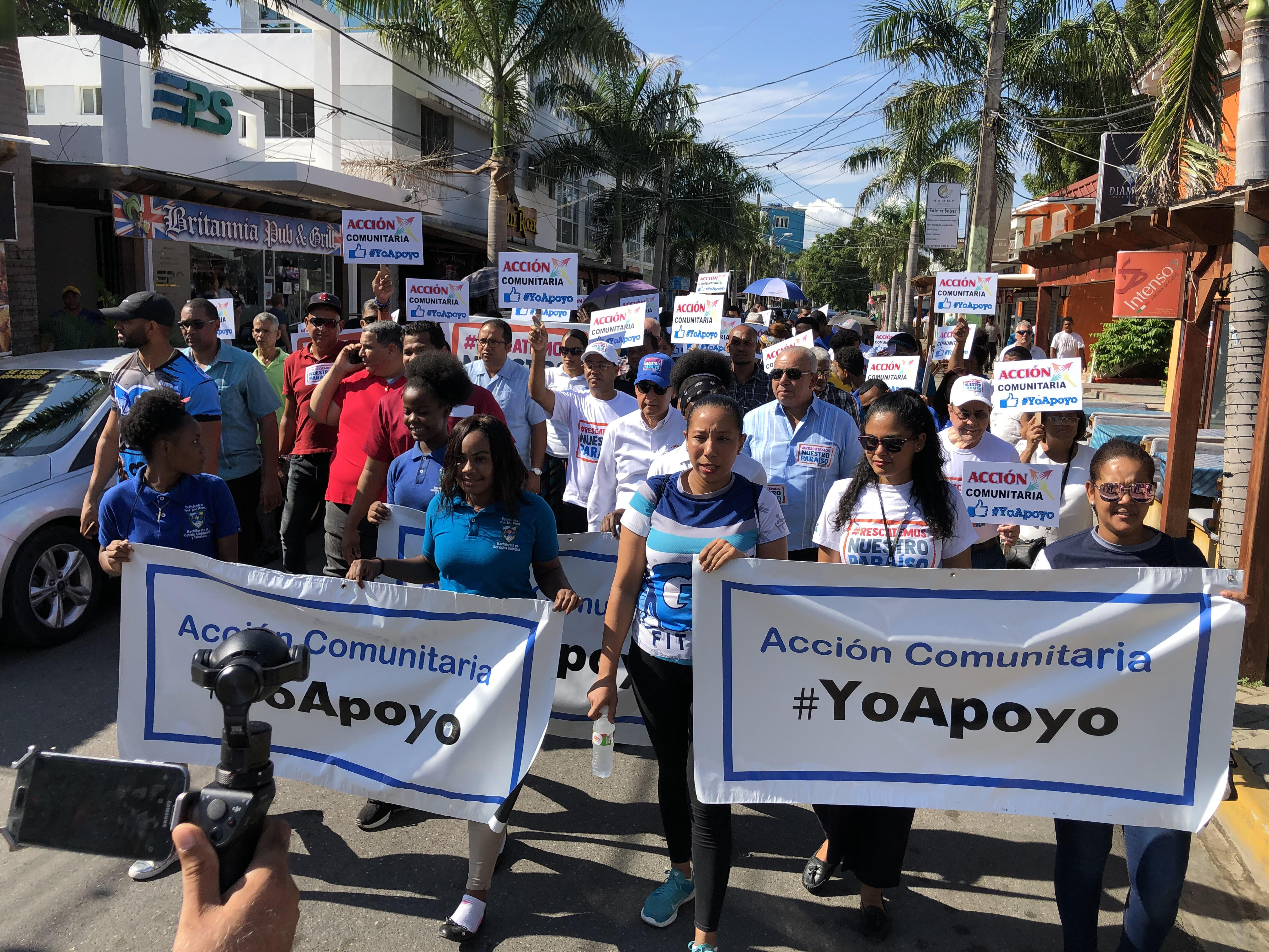Marchan en contra de la prostitución en Sosúa