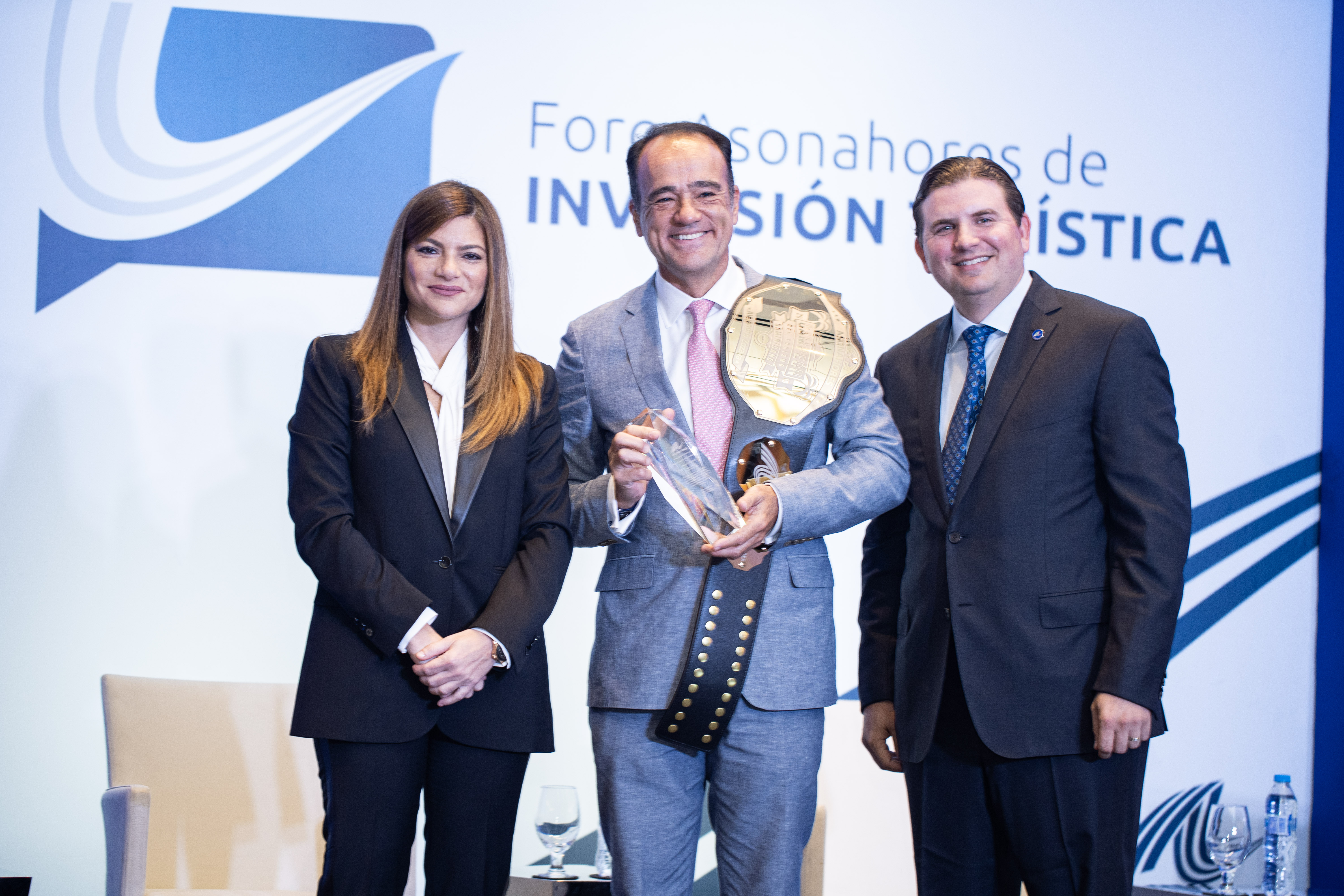 Asonahores reconoce a Alex Zozaya, Presidente Ejecutivo de Apple Leisure Group, como Campeón del Turismo Dominicano