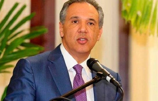 Peralta dice que gobiernos de Danilo deben de llenar de orgullo a los dominicanos