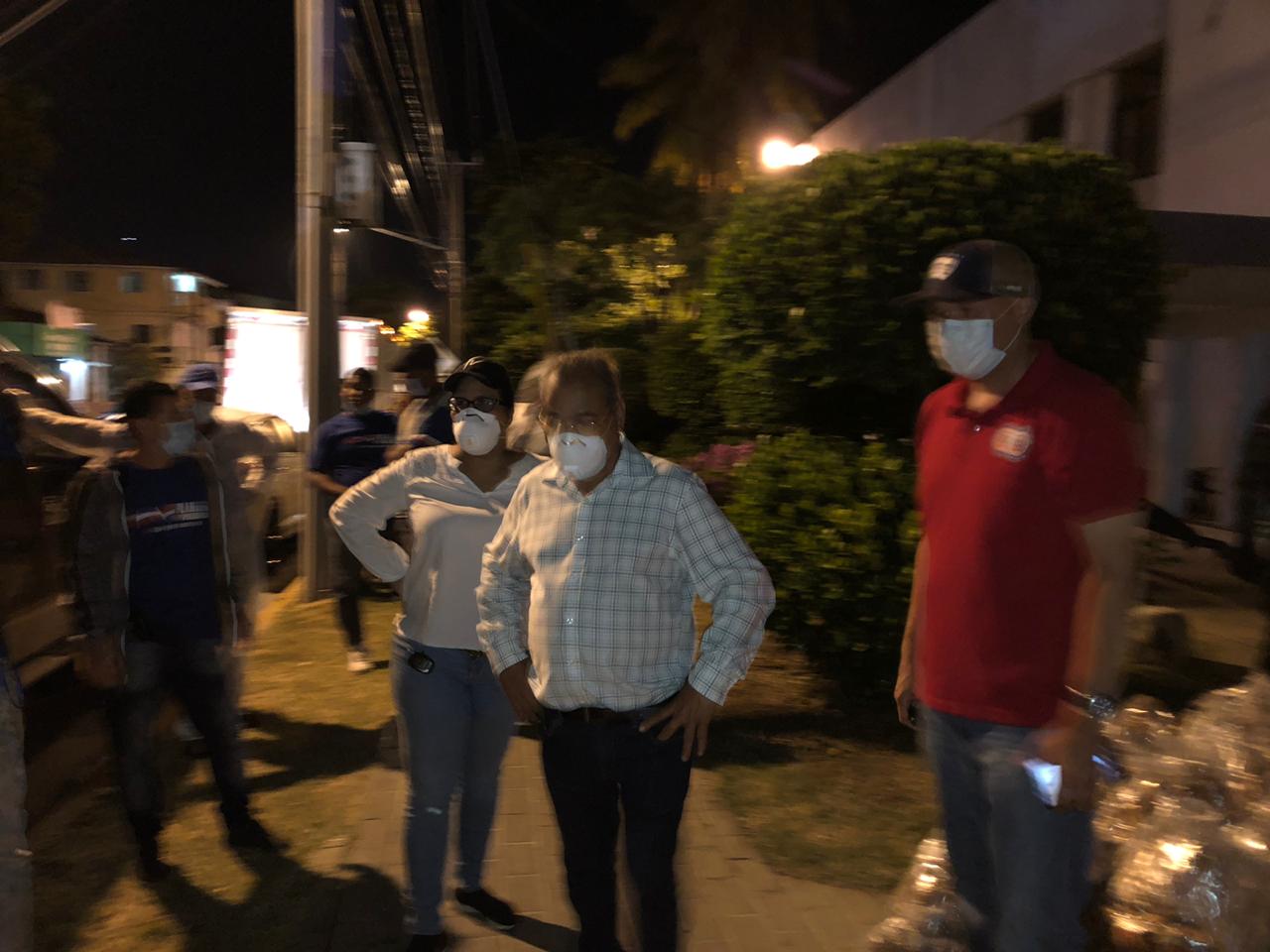 Gobernador Rivera y Plan Social continúan despachando alimentos durante cordón sanitario