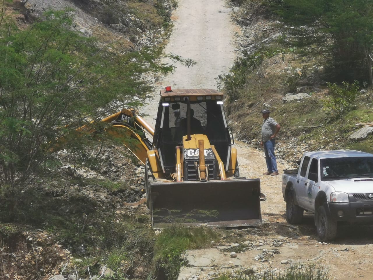 CORAAPPLATA realiza reparación avería línea de aducciónacueducto Madre Vieja