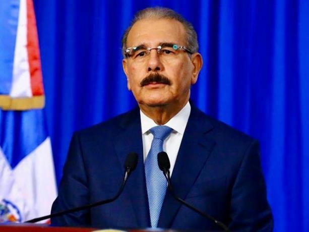 Decreto: Presidente crea Comisión de Transición Gubernamental