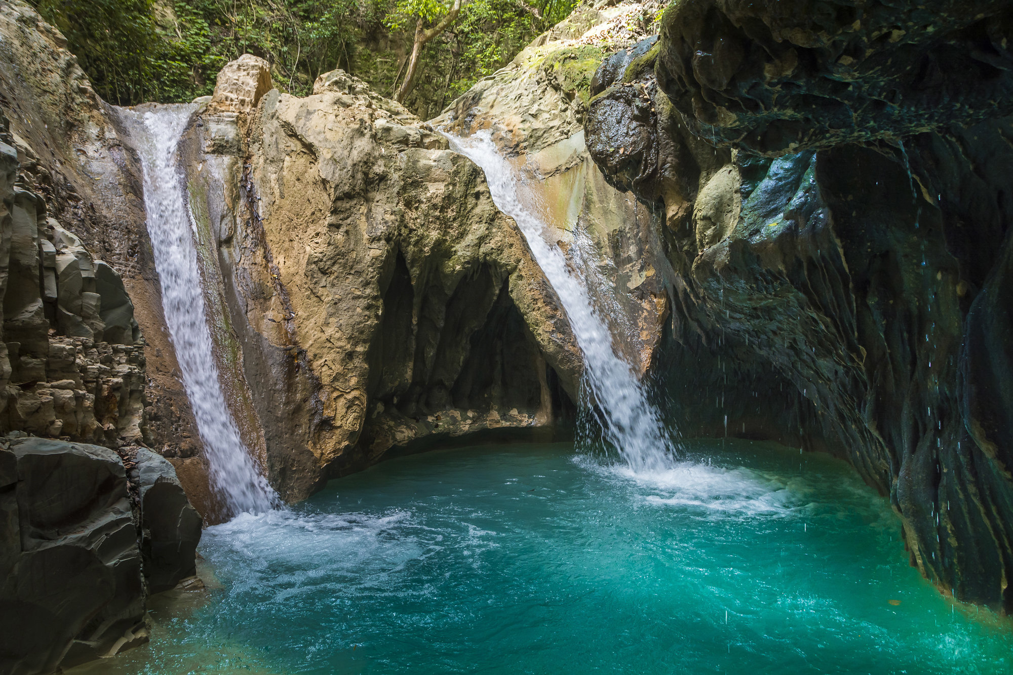 Saltos de la Damajagua reinicia sus operaciones