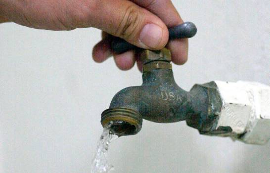 ¿Con modificación de la ley 5994 se privatizará el servicio de agua potable en el país?