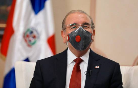 Danilo Medina realiza recorrido de despedida en el Palacio Nacional