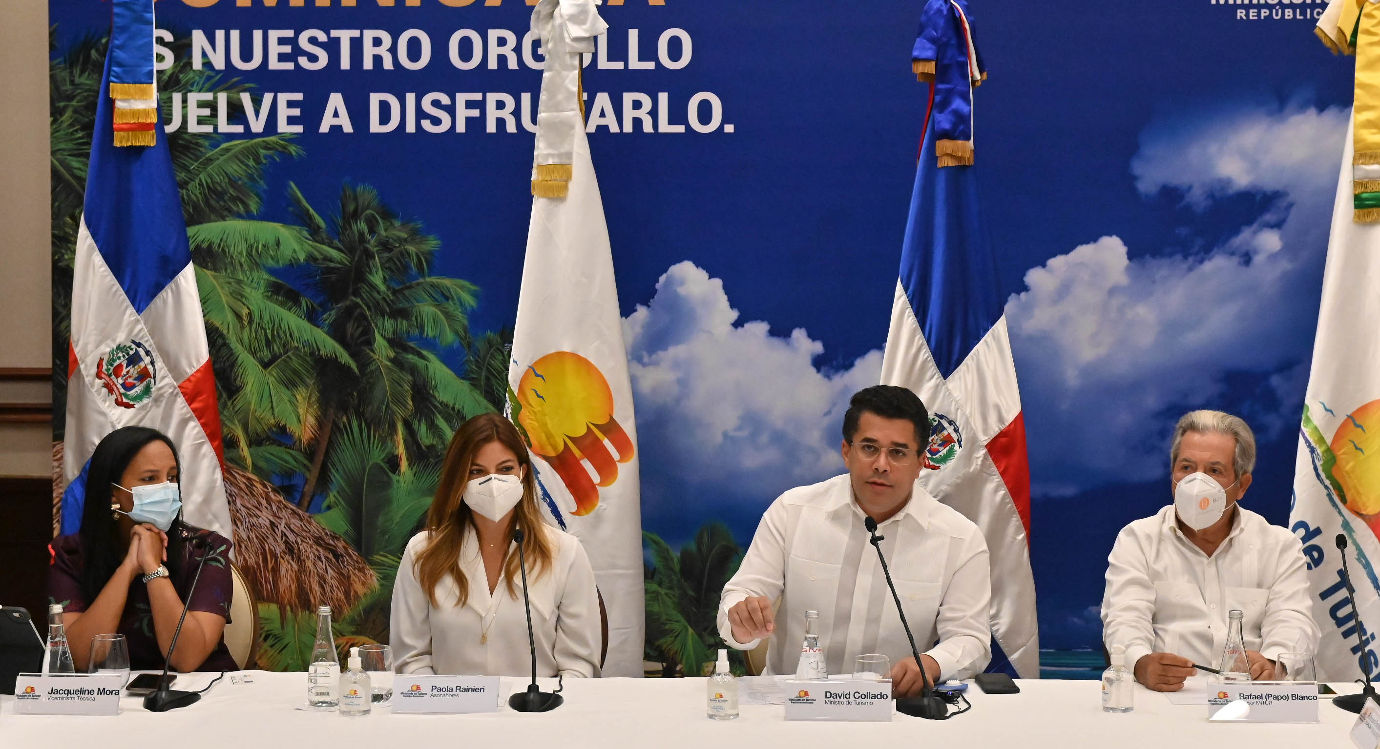 Ministro de Turismo informa 19 hoteles de ocho cadenas internacionales se incorporarán a Plan de Incentivo al Turismo Interno