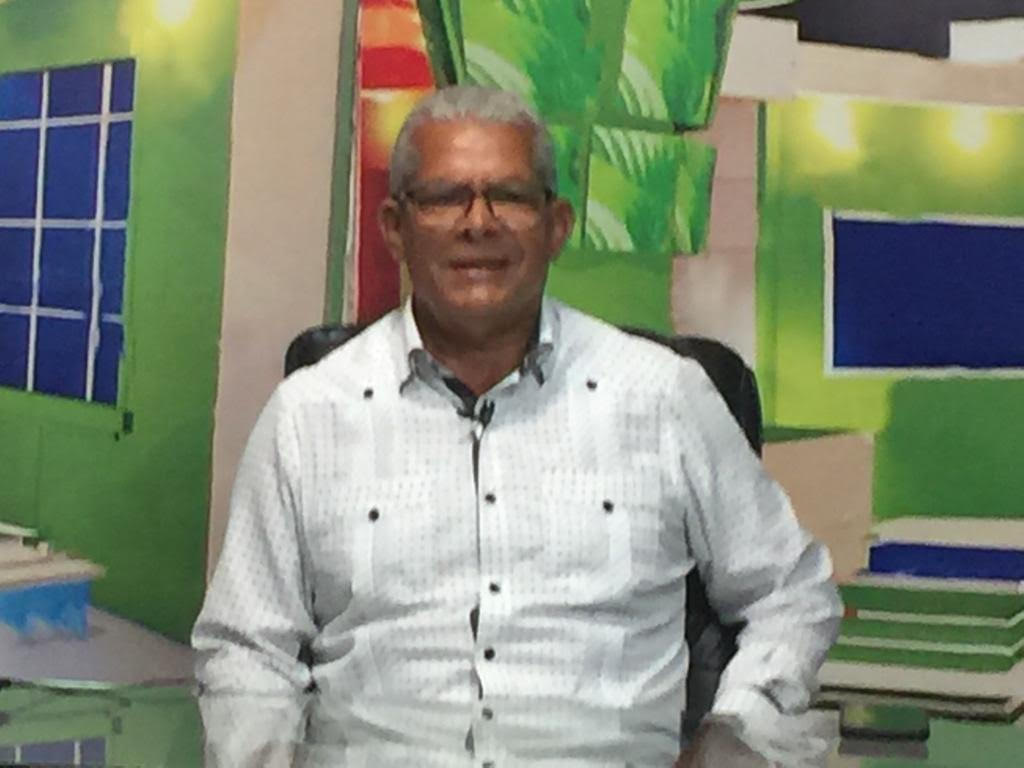 Luís Bencosme denuncia Ayuntamiento reprime a Javilla Tours por crítica hizo a Roquelito García