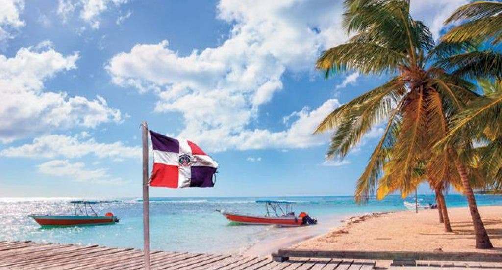 Turismo de RD continúa su recuperación en octubre reporta el Banco Central
