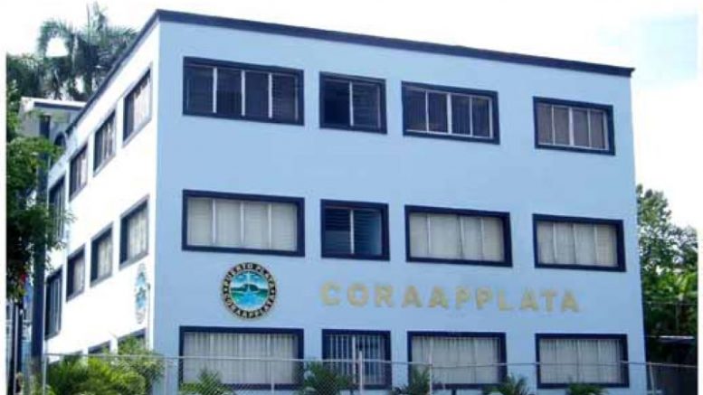 Consejo de directores de CORAAPPLATA estudia rescindir contrato con Triple A por oneroso