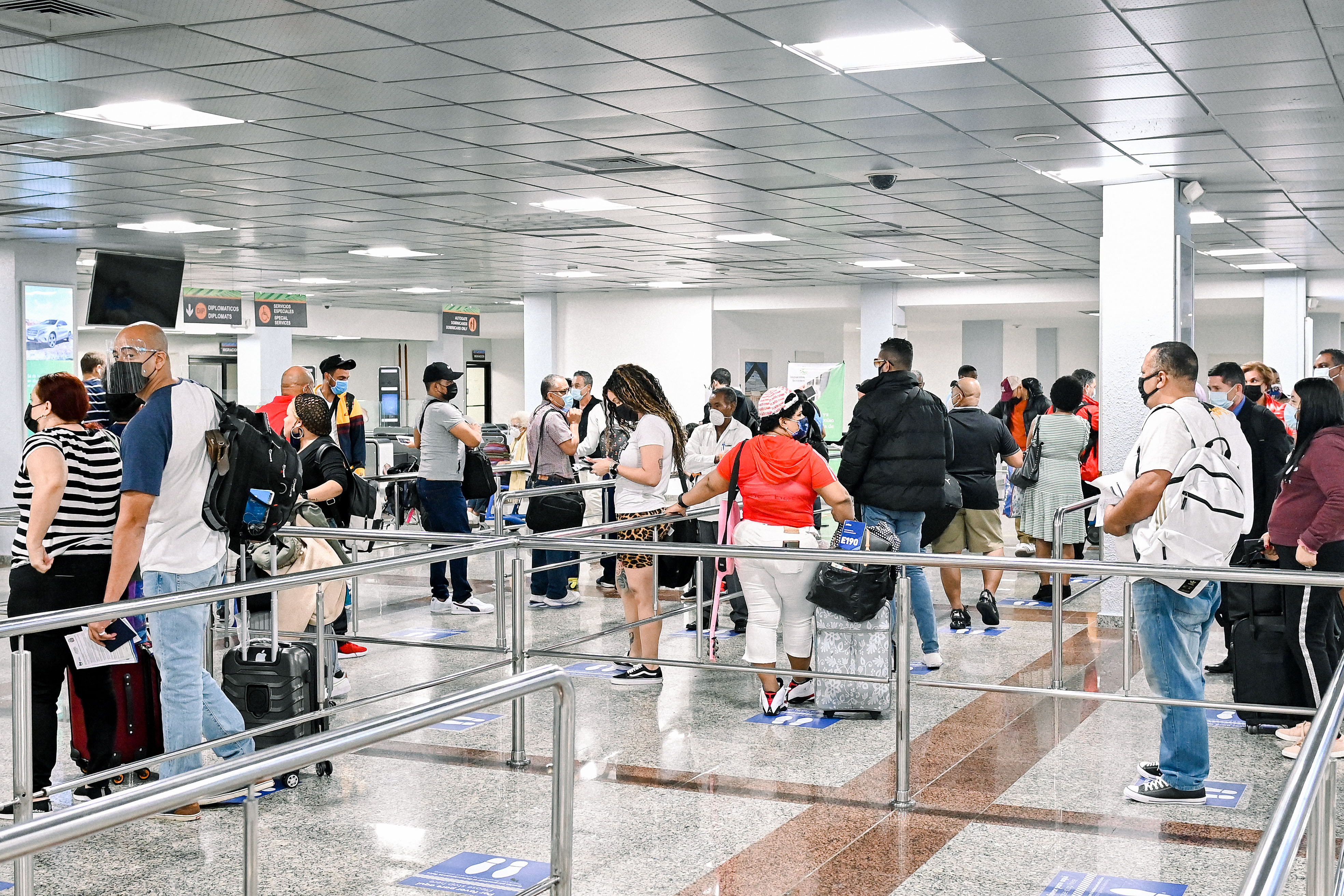 MITUR inicia actos de Dominicanos Ausentes en aeropuertos del país