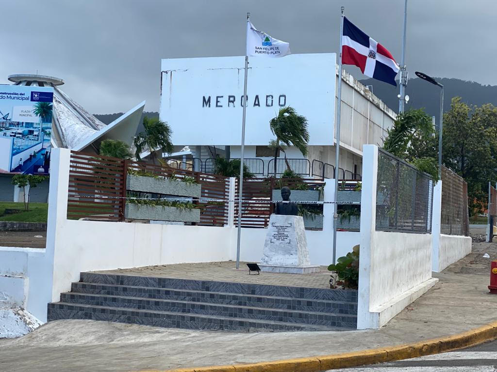 Gobierno y Ayuntamiento inaugurarán este domingo plaza y busto en honor a Gregorio Urbano Gilbert