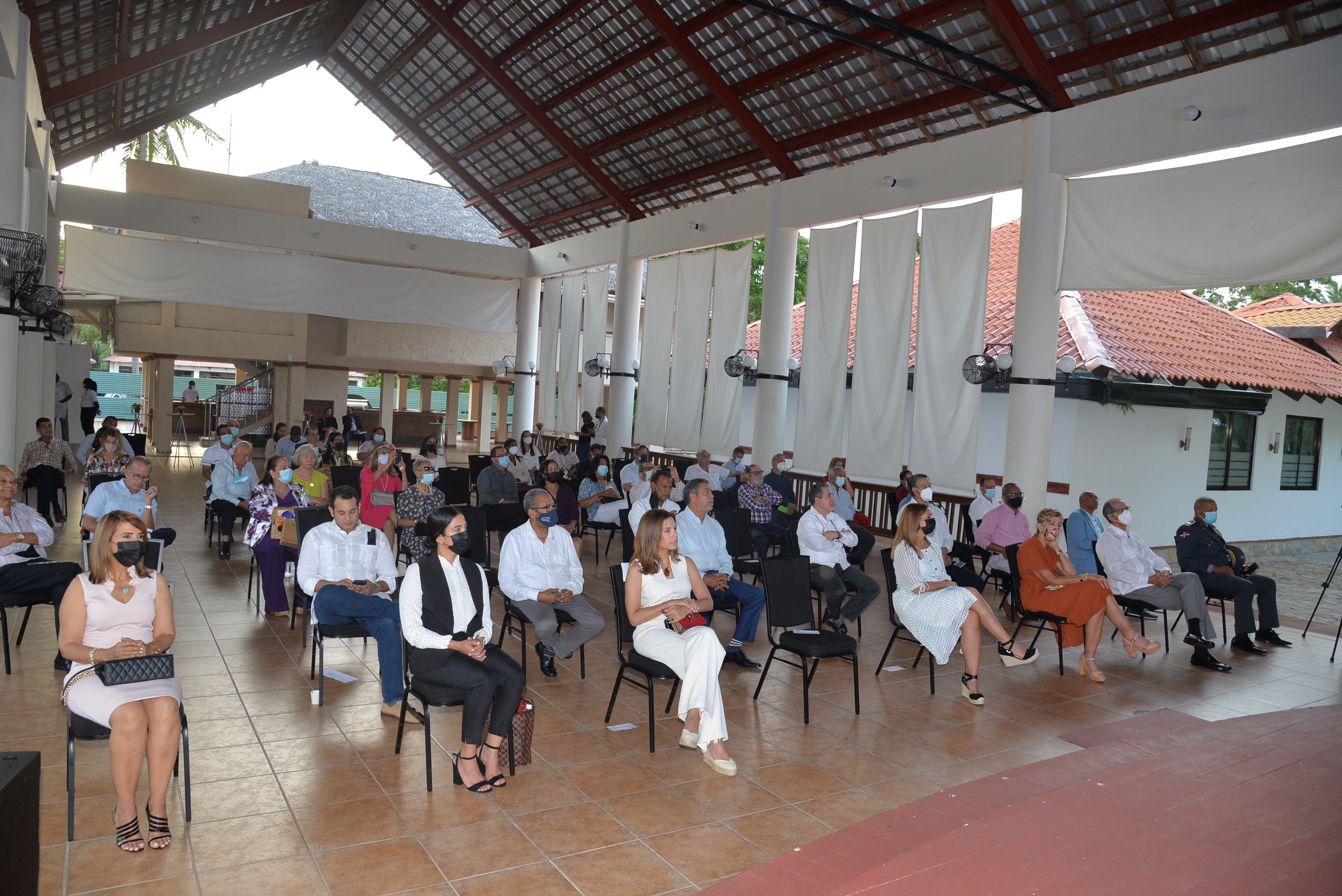 Cámara de Comercio de Puerto Plata culmina celebración de 104 aniversario con conferencia sobre oportunidades de negocios