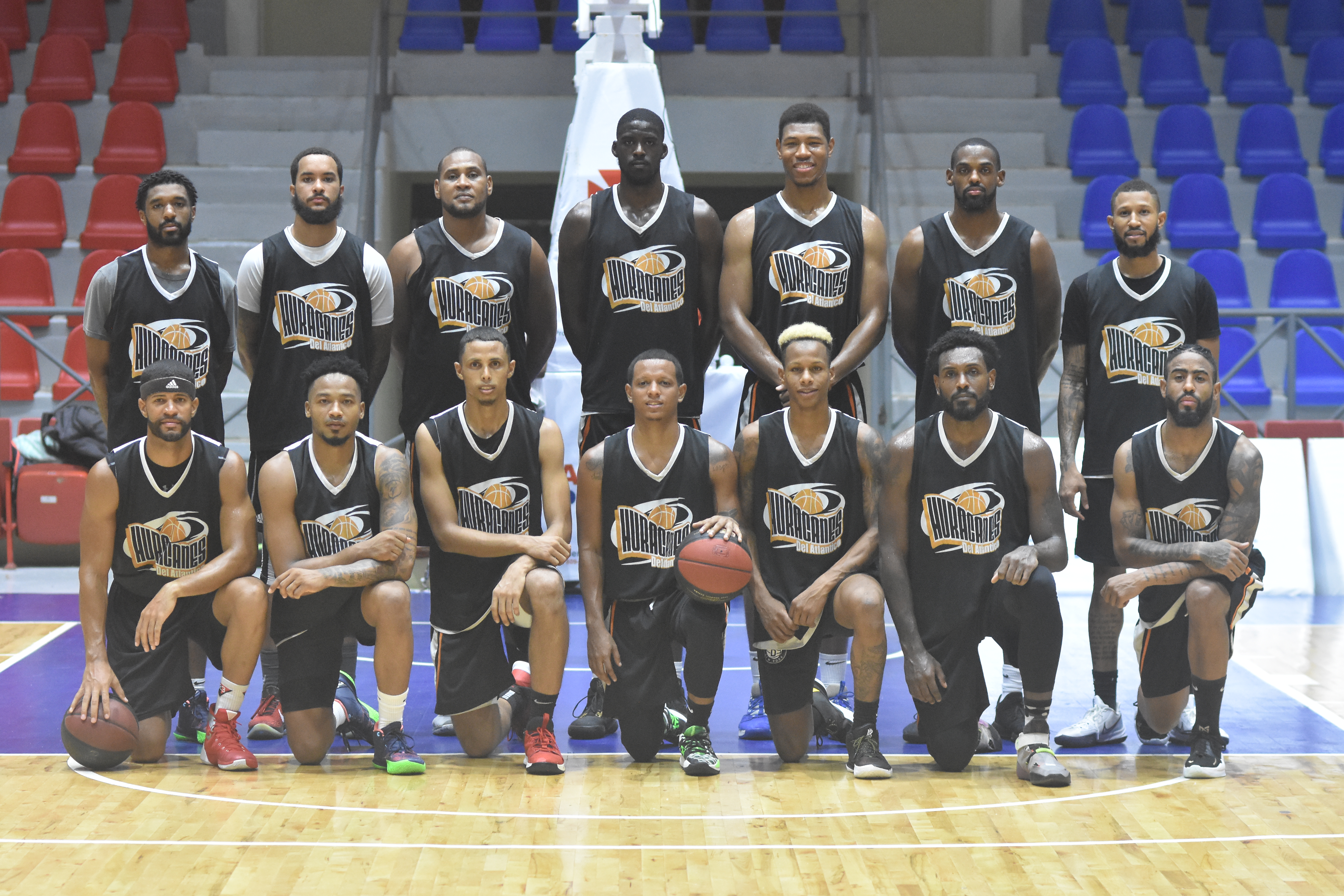 Huracanes forma equipo joven talentoso para la LNB