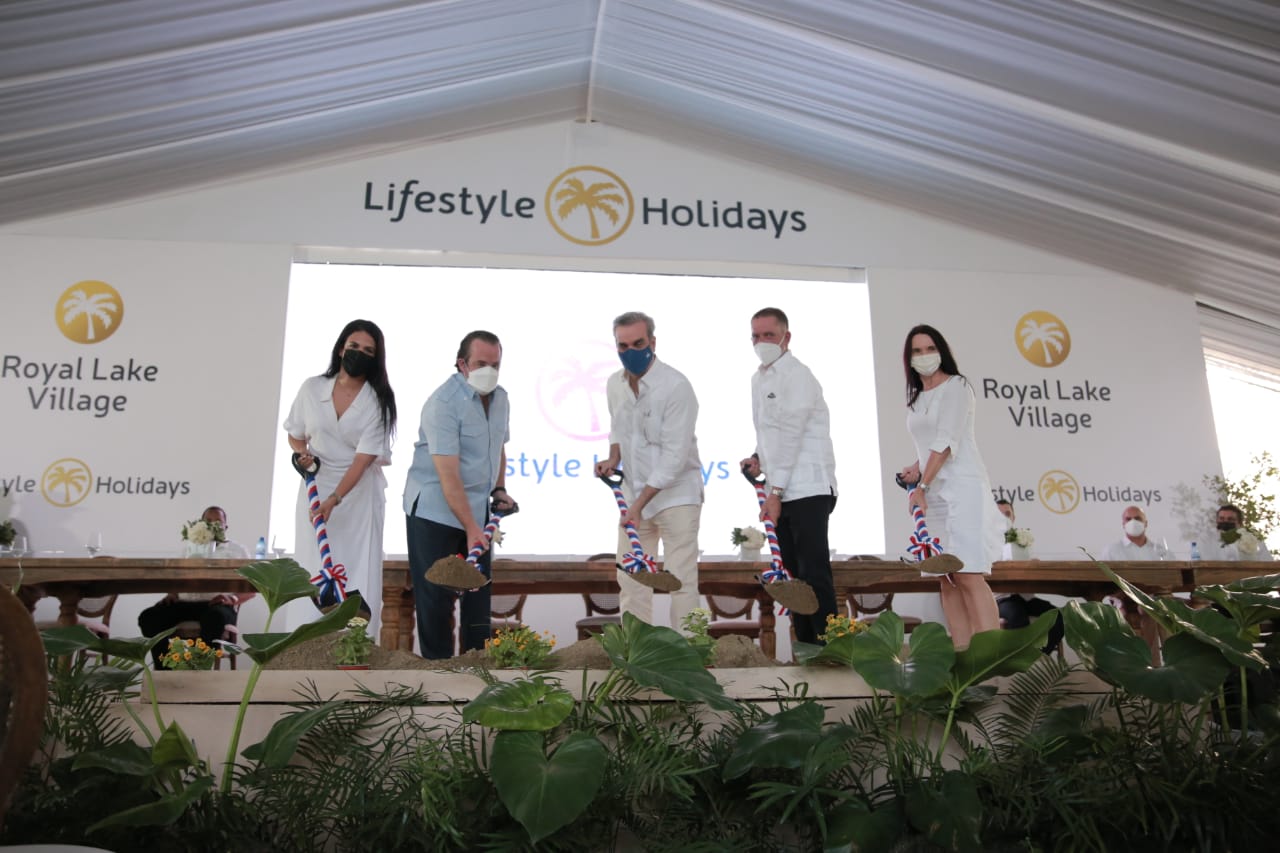 Presidente Abinader deja iniciado trabajos de 129 villas Grupo Lifestyle en Puerto Plata