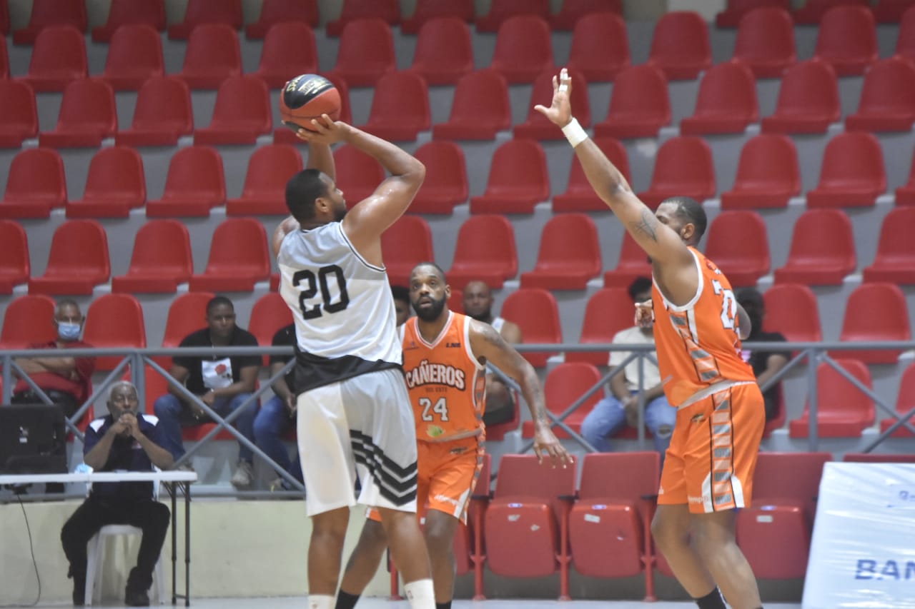 Cañeros ganan en Puerto Plata