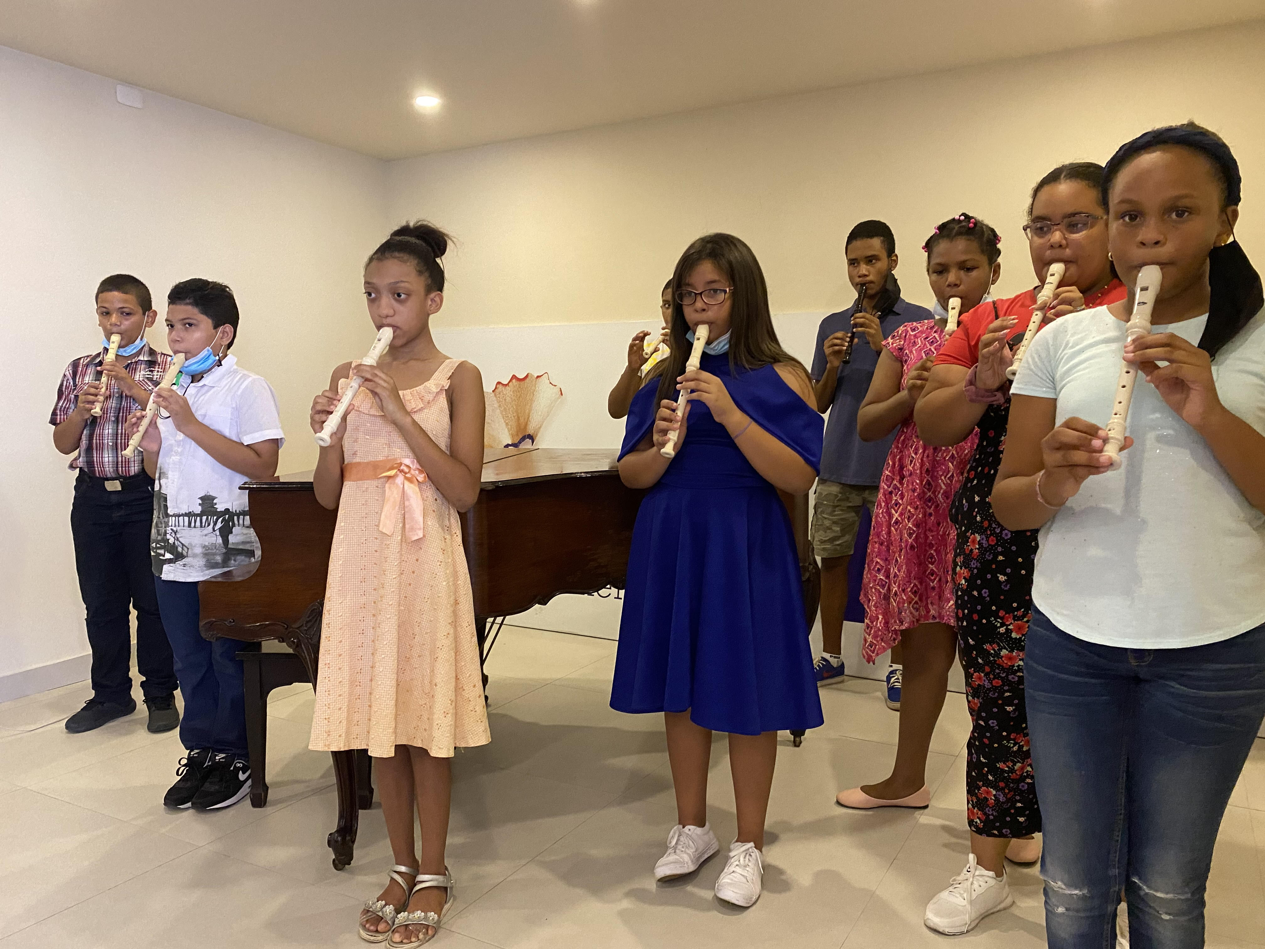 Escuela de Bellas Artes Puerto Plata clausura taller de iniciación musical con concierto