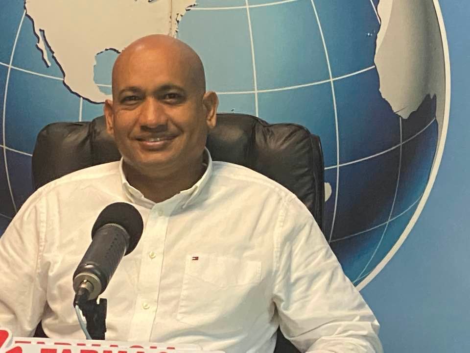 Ex presidente del CMD, doctor José Luís Melo Sarita, denuncia que hospital Ricardo Limardo lo han convertido en máquina recaudadora; denuncia deficiencias