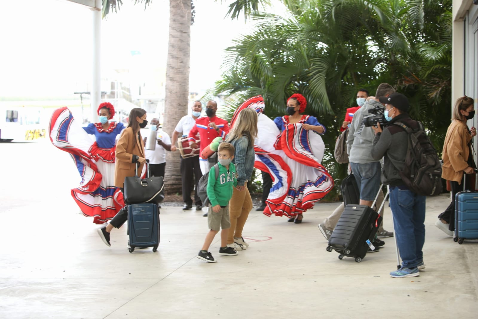 Aerolíneas Argentinas reanuda sus operaciones a RD