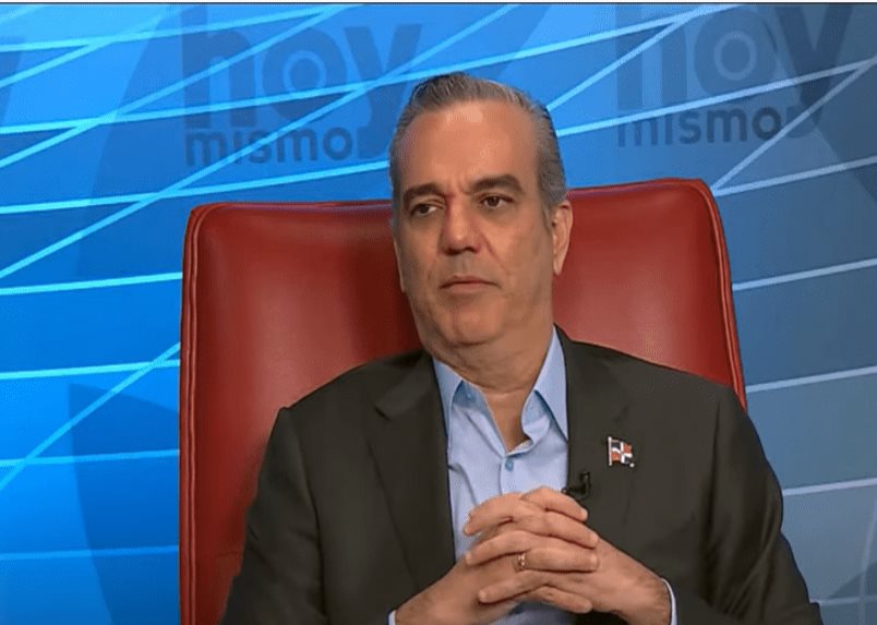 Abinader instruye modificar resolución que limita acceso a pruebas PCR